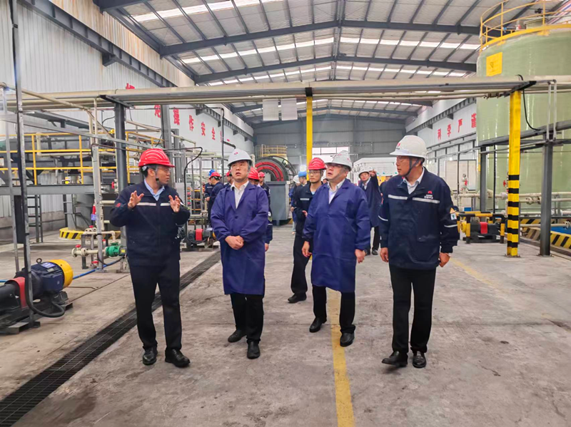 陕煤集团安全生产督导组到新型能源公司开展第三季度安全环保检查02.png 陕煤集团安全生产督导组到新型能源公司开展第三季度安全环保检查02.png